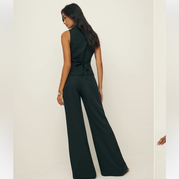Reformation Pants - Reformation Taryn set in black brand new with tags, in original packaging.  Sz 6